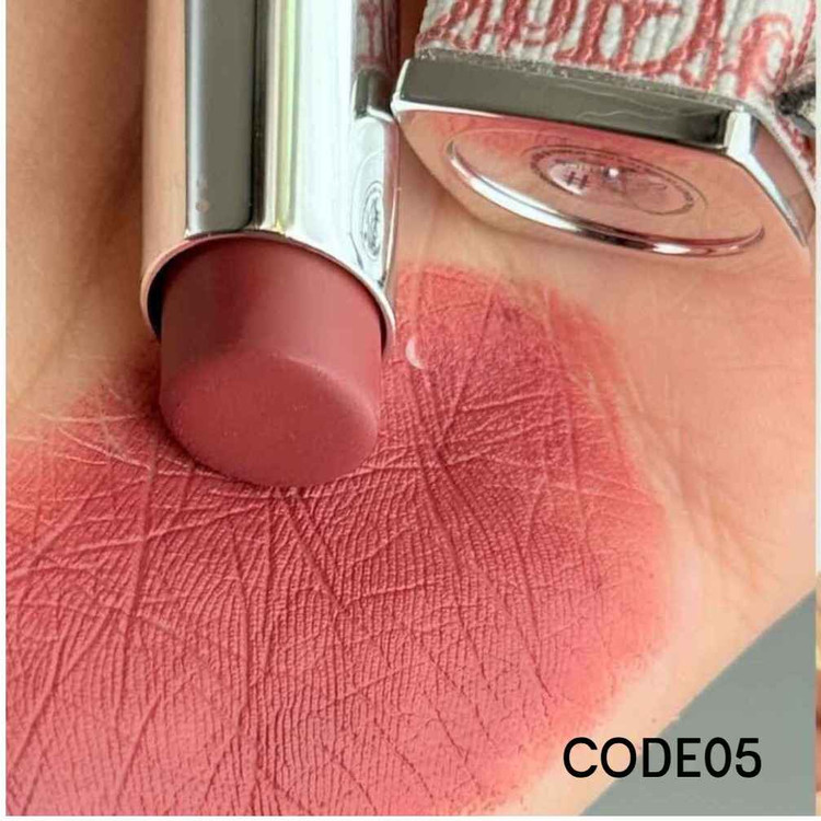 رژلب جامد طرح دیور